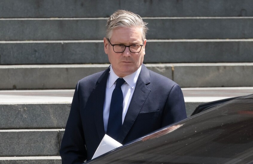 رئيس الوزراء البريطاني: المعاناة والمجاعة في غزة أمر لا يوصف