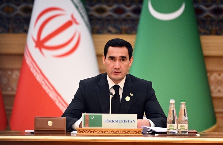 الرئيس التركماني يعزي بوتين في ضحايا تحطم الطائرة "أن-24"