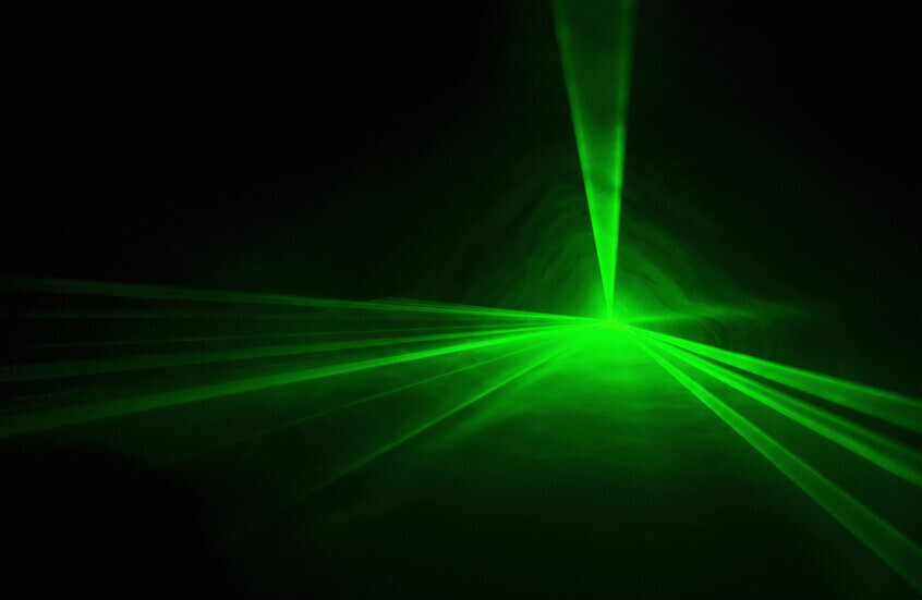 الصين.. ابتكار بلورة BGSe عملاقة تستخدم في إنتاج أسلحة ليزر فائقة القوة