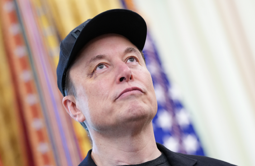 منافس جديد لـ"تيك توك"؟!.. ماسك يعيد إلى الواجهة تطبيقا من أوائل العقد الماضي