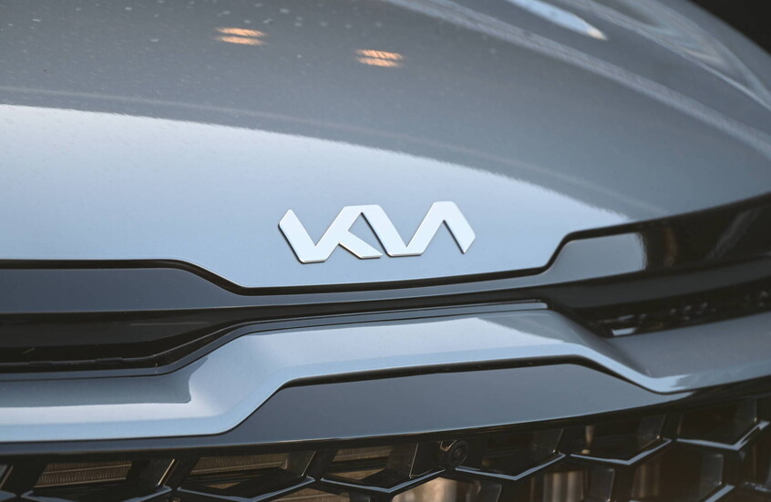 كيا تستدعي نحو 80 ألف سيارة في روسيا!