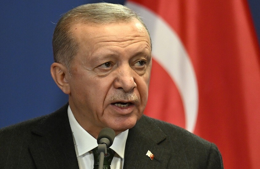 أردوغان: نعمل على ترتيب لقاء قمة يجمع بوتين وترامب في اسطنبول
