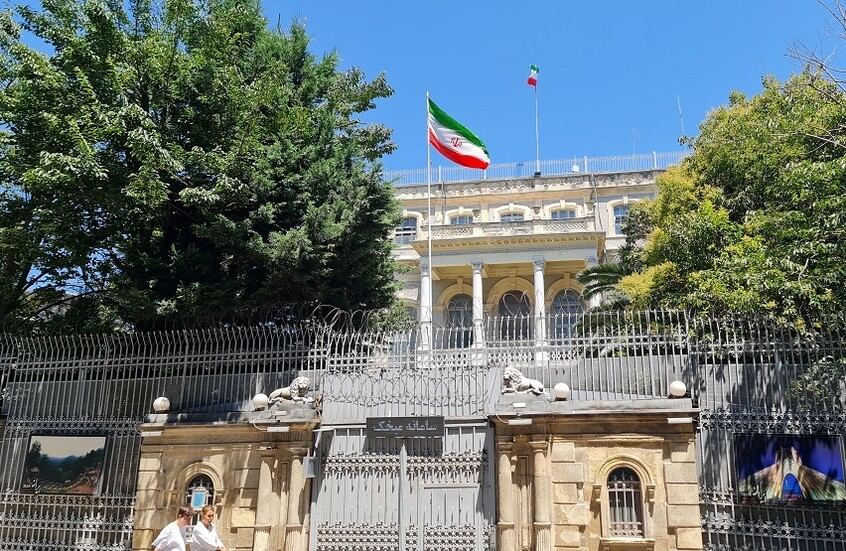 الخارجية الألمانية: الترويكا الأوروبية أبلغت إيران بإمكانية تأجيل إعادة فرض العقوبات