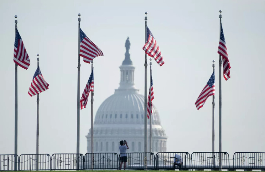 استطلاع: الديمقراطيون في أدنى تأييد شعبي منذ 35 عاما