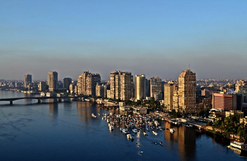 مصر.. أزمة كهرباء ومياه تضرب عدة مناطق في الجيزة