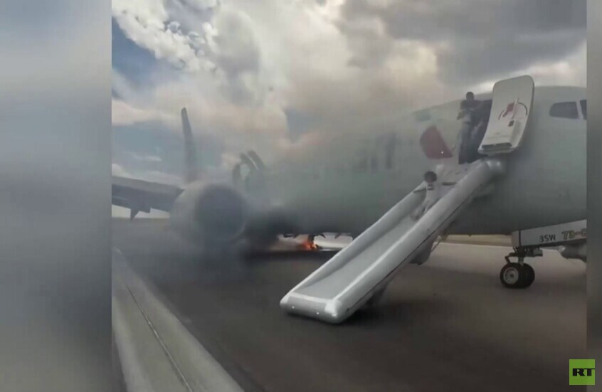 الولايات المتحدة.. حادث لطائرة ركاب على المدرج في مطار دنفر