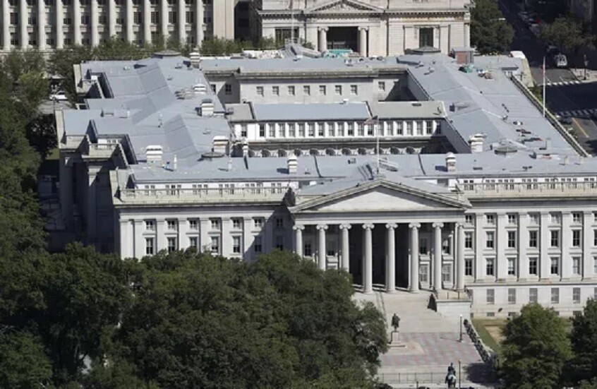 إعلام: اعتقال رجل في الولايات المتحدة تسلق سياج وزارة الخزانة