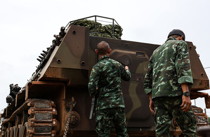 بدء محادثات وقف إطلاق النار بين كمبوديا وتايلاند مع دخول الاشتباكات يومها الخامس