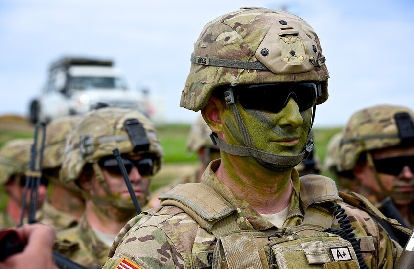 بوليتيكو: الولايات المتحدة قد تسحب ثلث قواتها من أوروبا