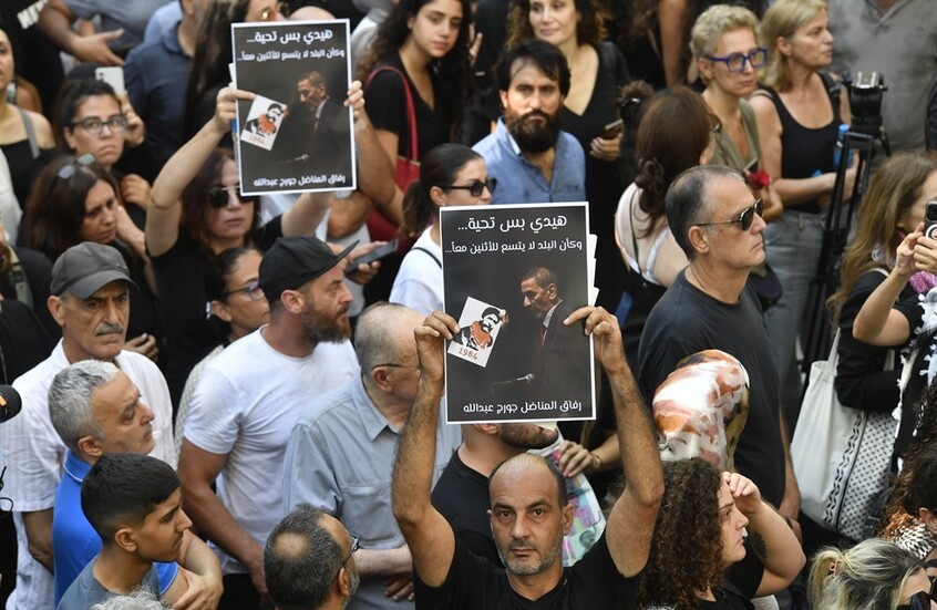 السوريون ينقسمون حول زياد الرحباني