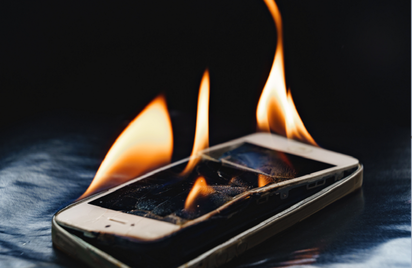 اشتعال هواتف Pixel 6a يثير قلق المستخدمين.. وغوغل تحت الضغط