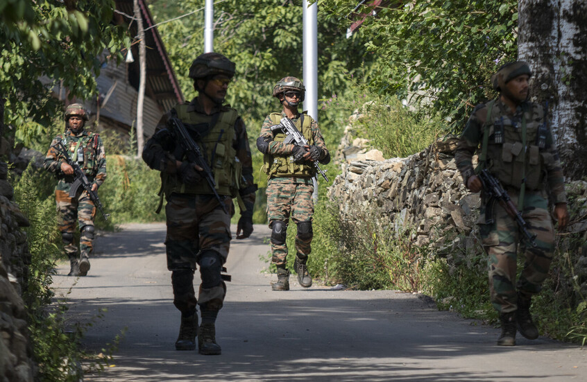 واقعة أججت صراعا مسلحا مع باكستان.. الهند تعلن مقتل 3 مسلحين متورطين في "مذبحة كشمير المسلحة"