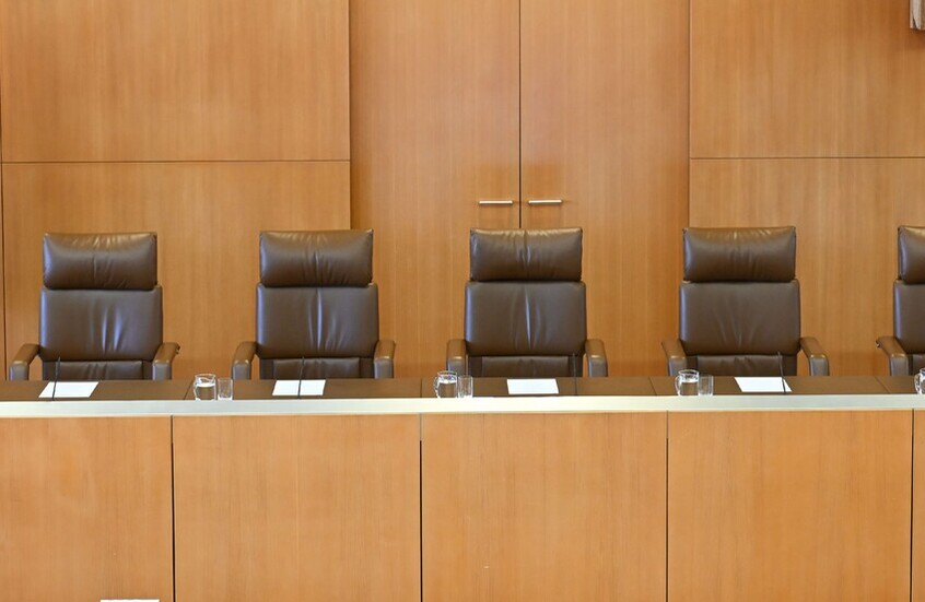 طبيب أسنان أمريكي يسمم شريكة حياته بسبب "الضجر منها" (صور)