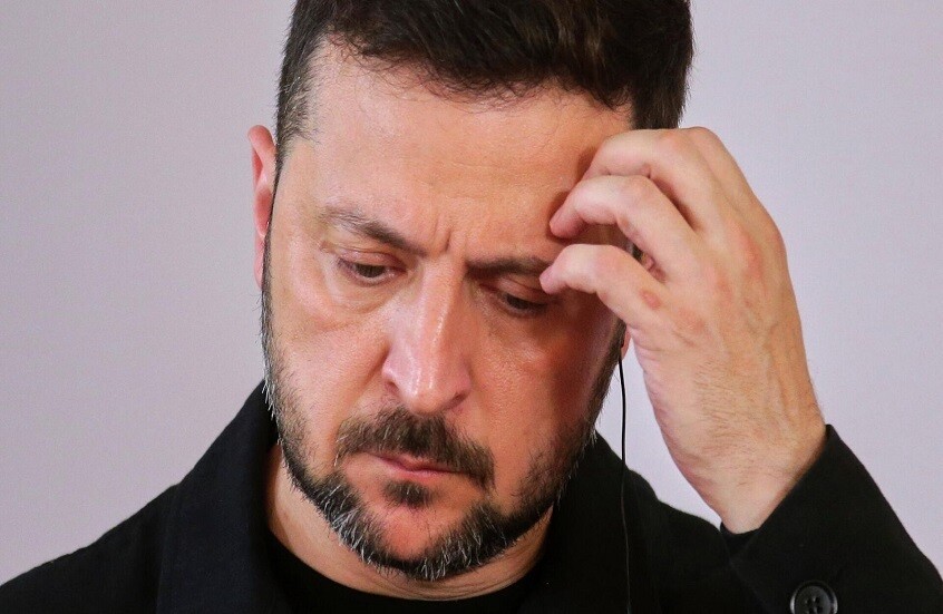 صحيفة إيطالية: نظام زيلينسكي في طريقه نحو الانهيار