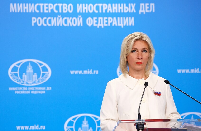 زاخاروفا: الغرب لا يستطيع التخلي عن هوس العقوبات