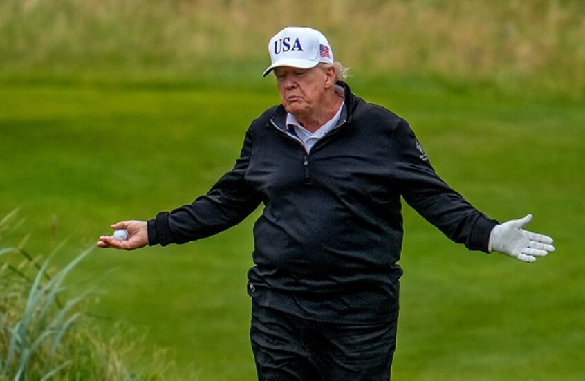 ترامب: أخبروا مدفيديف أن يراقب كلماته.. إنه يدخل منطقة خطيرة جدا!