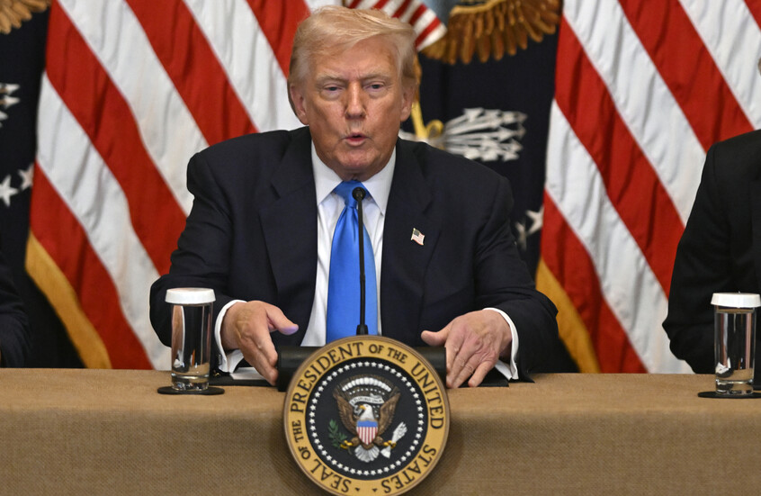 ترامب يعلن فترة مفاوضات مع المكسيك 90 يوما بشأن الرسوم الجمركية