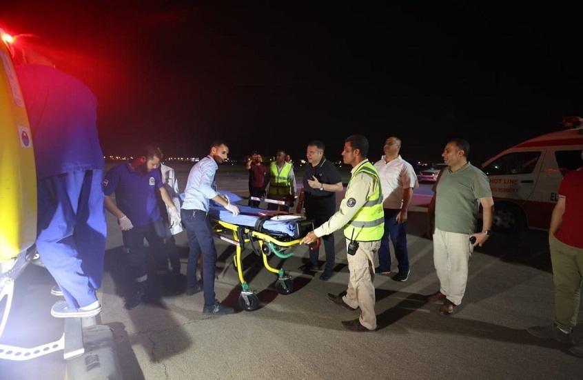 مصر.. المشاهد الأولى بعد الحادث المروع في البحر الأحمر وتحرك الجيش العاجل لإنقاذ الأرواح