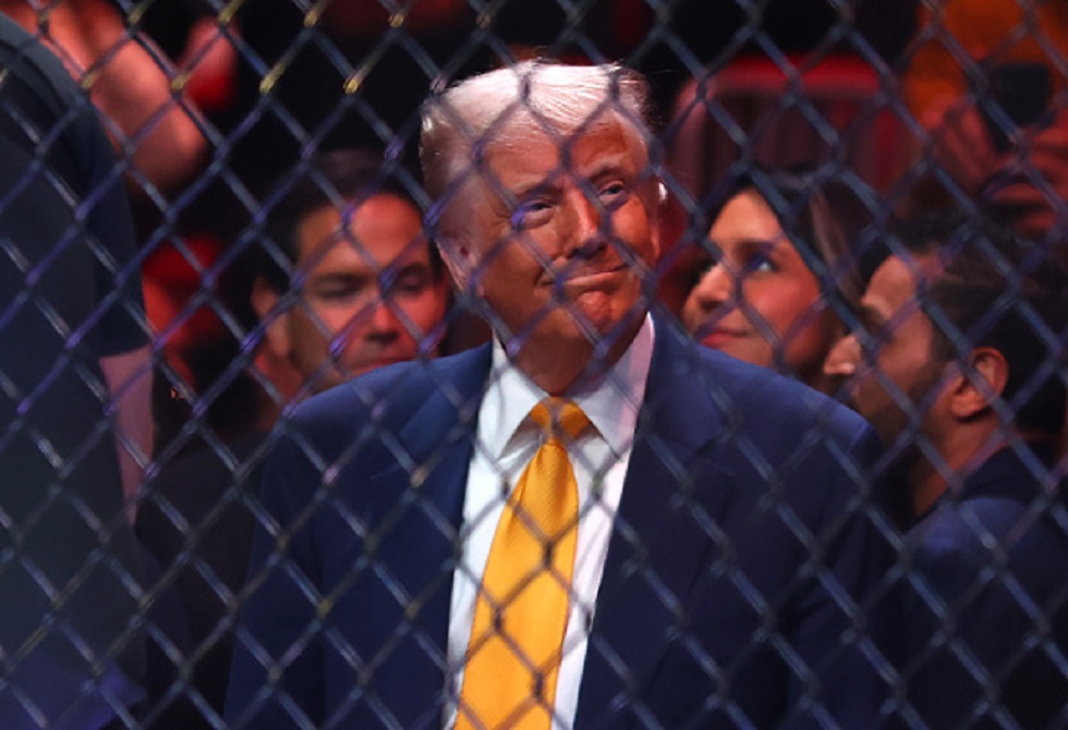 ترامب يعتزم إقامة نزال لبطولة UFC في البيت الأبيض بحضور الآلاف