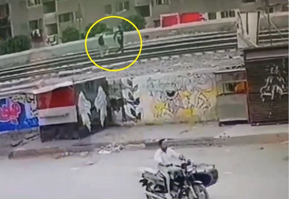 شبكة الحلم : مصرع لاعب مصري شاب تحت عجلات قطار سريع (فيديو)