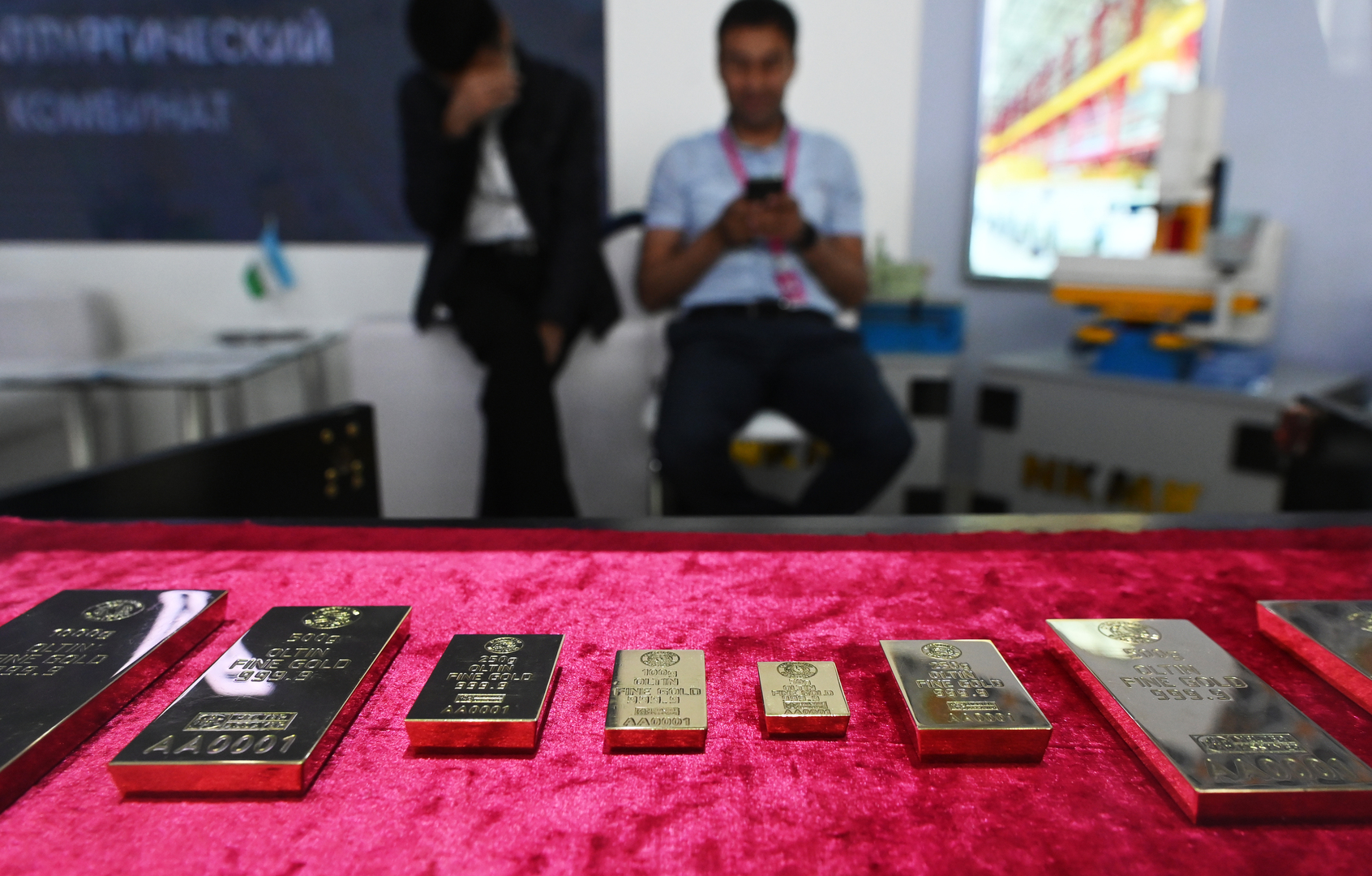 الذهب يصعد مع تصاعد التوترات التجارية