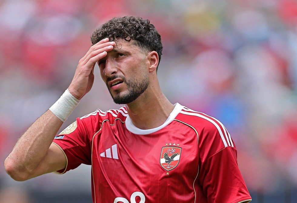 رسالة نارية من المدير الرياضي لنادي الأهلي للفلسطيني وسام أبو علي بشأن "ستوري إنستغرام"