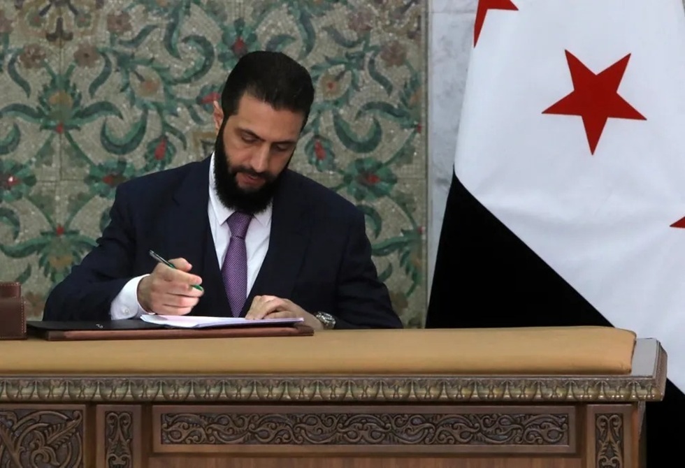 وزير الشتات الإسرائيلي يدعو إلى القضاء على الرئيس السوري أحمد الشرع
