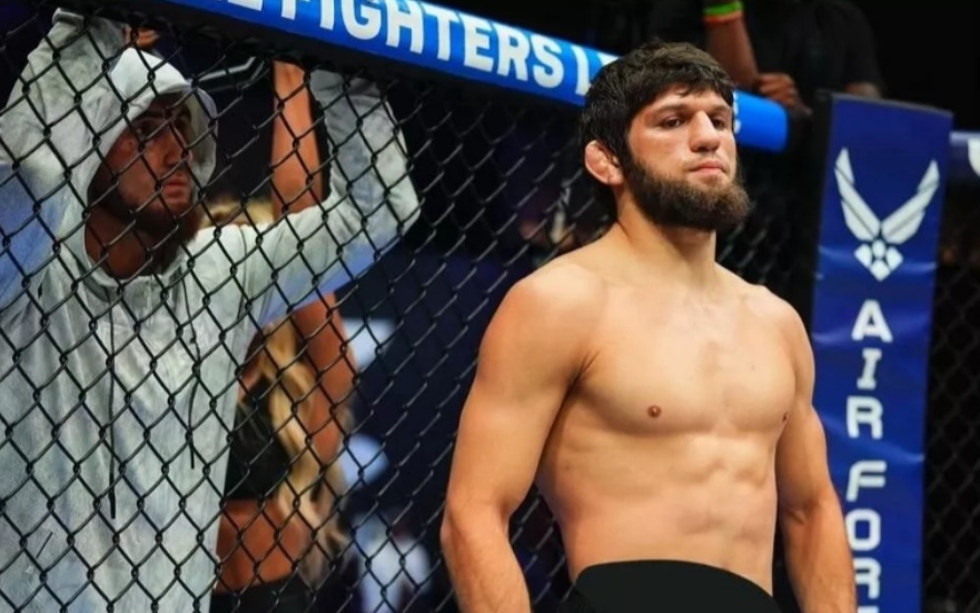 شبكة الحلم : كمين و10 رصاصات.. محاولة اغتيال بطل MMA خيزاريف في داغستان (فيديو)