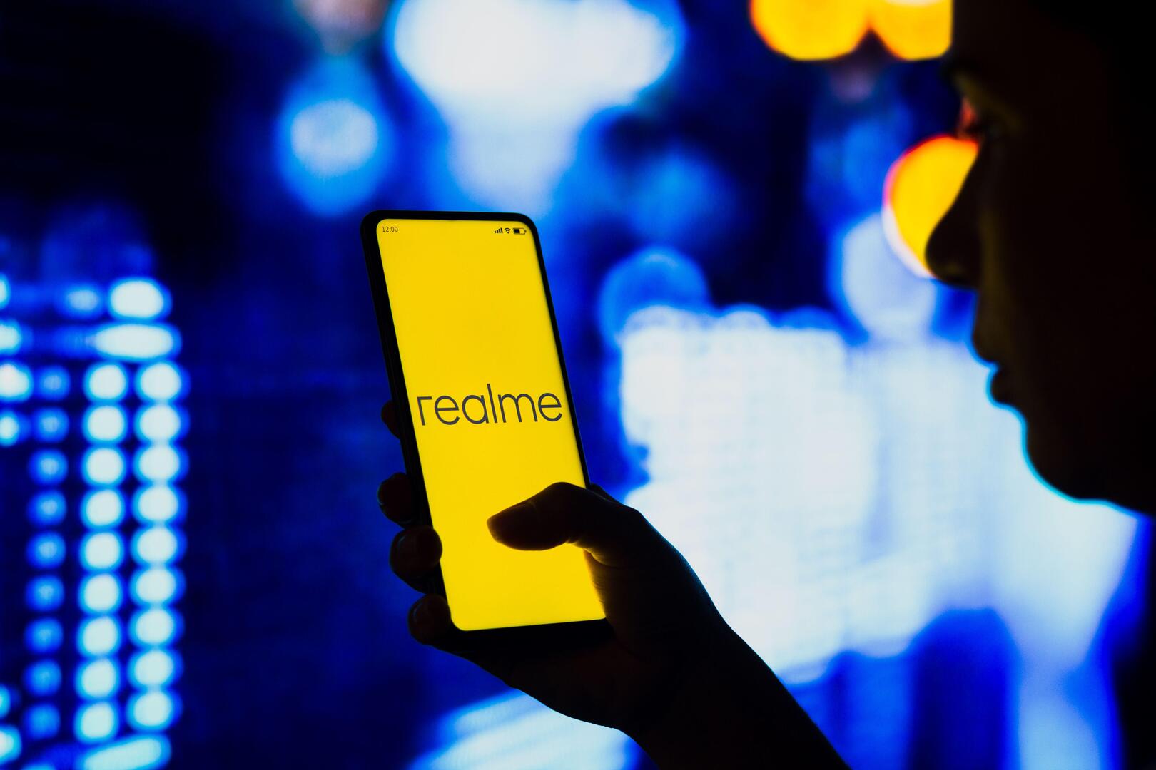 Realme تطلق أحدث هواتفها مع بطارية كبيرة وقدرات تصوير مميزة