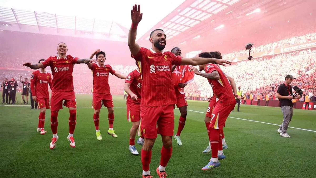 مفاجأة حول انتقال نجم ليفربول إلى الهلال السعودي