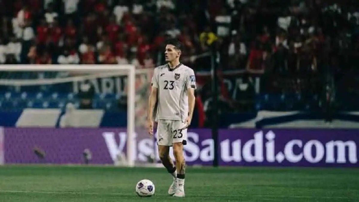 شبكة الحلم : لاعب إندونيسيي يسخر من المنتخب السعودي قبل لقائه ضمن الملحق الآسيوي بصورة مثيرة