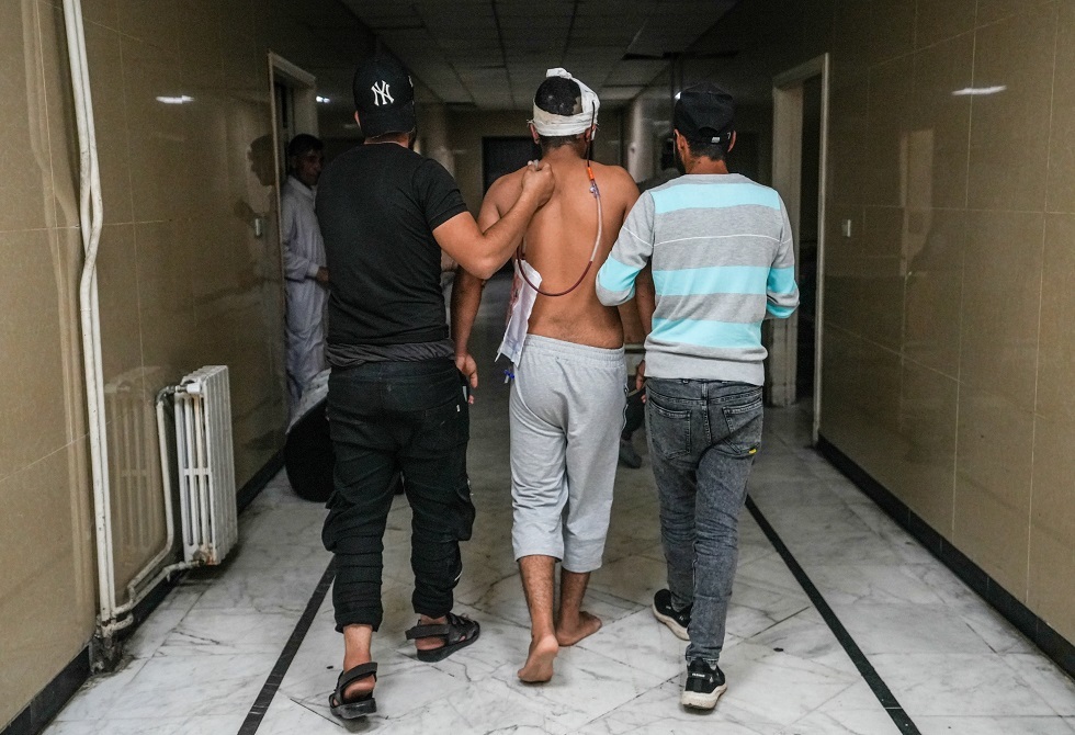 مسؤول إيراني يطالب العرب بأن يستيقظوا في ظل ما تشهده سوريا