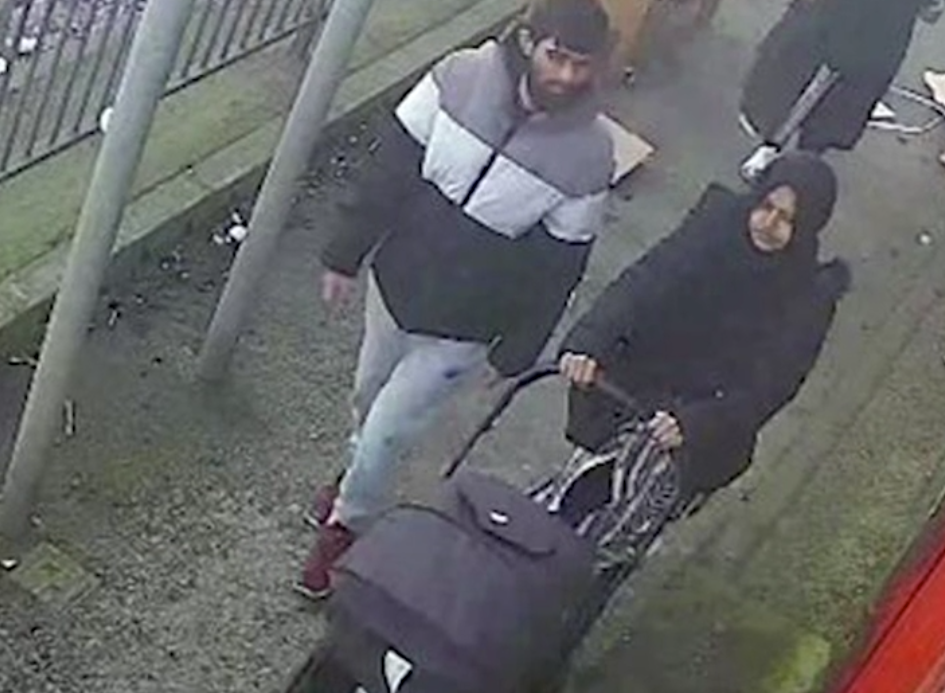كاميرا المراقبة توثق لقطات صادمة لـ"القاتل المبتسم" بعد طعنه زوجته 26 مرة وقتلها في بريطانيا(فيديو)