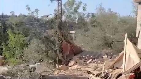 قوة إسرائيلية تتوغل إلى كفركلا في جنوب لبنان وتفجّر أحد المنازل (فيديو)