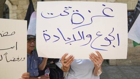 "أسطول الصمود المغاربي" يدعو الراغبين بالمشاركة بحرا في كسر الحصار على غزة إلى التسجيل