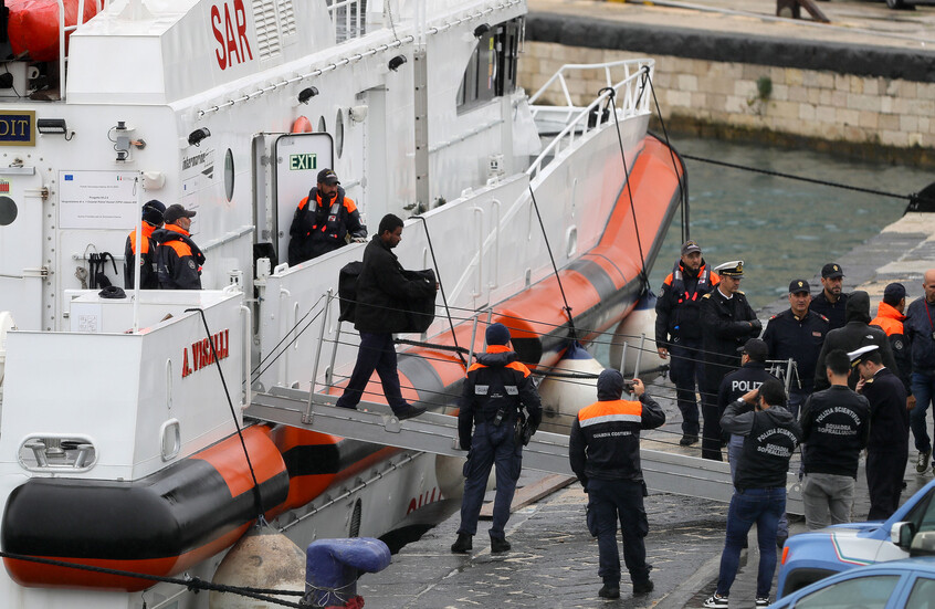 محكمة أوروبية تصدر حكما بشأن قائمة إيطاليا للدول الآمنة لإعادة طالبي اللجوء