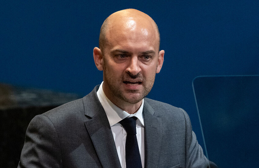 فرنسا توقف إجلاء الغزيين إلى أراضيها بعد قضية الطالبة المتهمة بمعاداة السامية