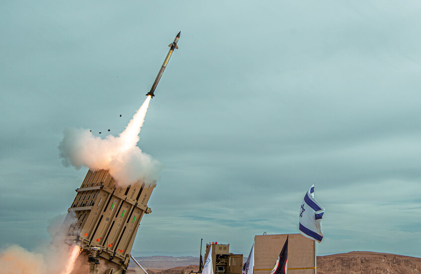 إطلاق صاروخ من اليمن باتجاه إسرائيل وصافرات الإنذار تدوي في القدس