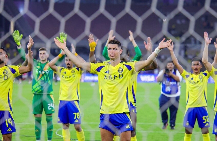 كريستيانو رونالدو يتحرك لعقد صفقة مدوية في الميركاتو