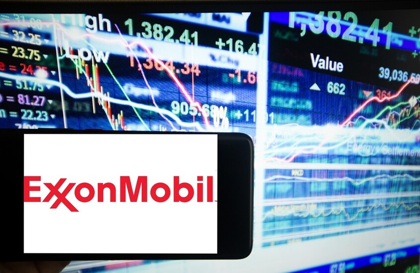 تقرير أمريكي: اتفاق مرتقب يمنح "إكسون موبيل" حقول غاز في ليبيا