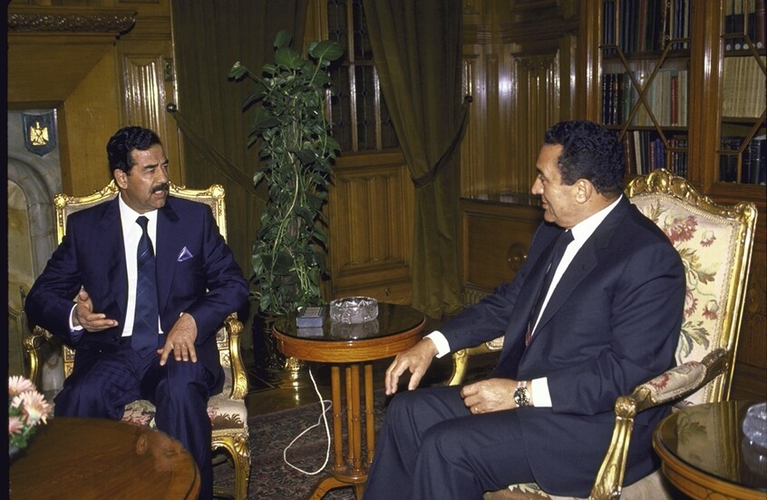 صدام قال لمبارك إنه لا ينوي مهاجمة الكويت.. فيديو علاء مبارك يثير تفاعلا