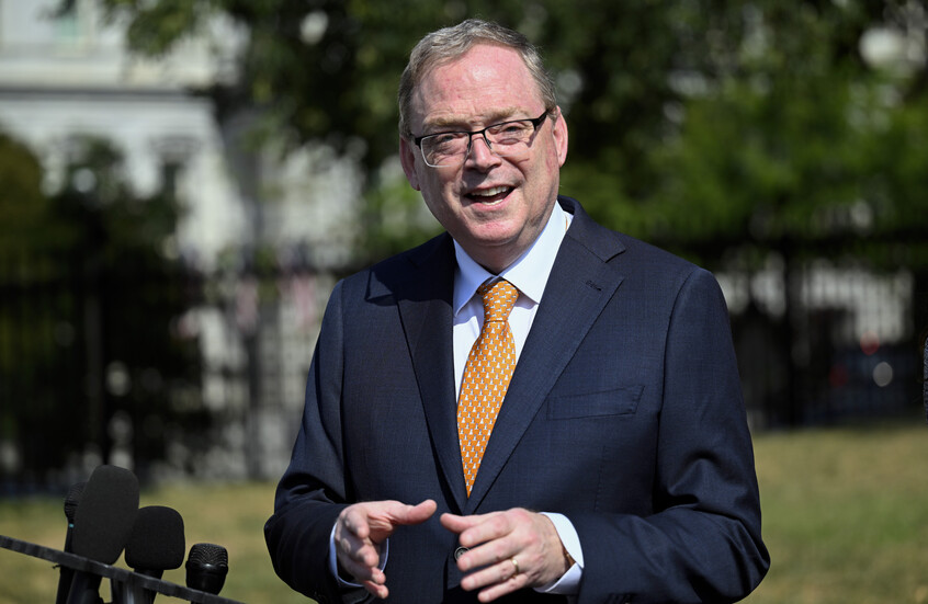 البيت الأبيض يستبعد مراجعة الرسوم الجمركية