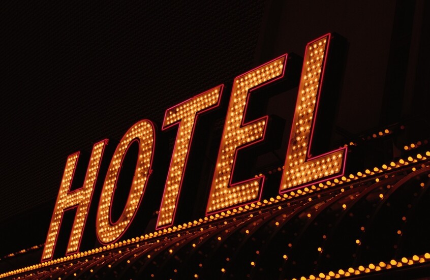 أكثر من 10 آلاف فندق أوروبي يقاضون "بوكينغ دوت كوم" بسبب بنود "أفضل الأسعار"