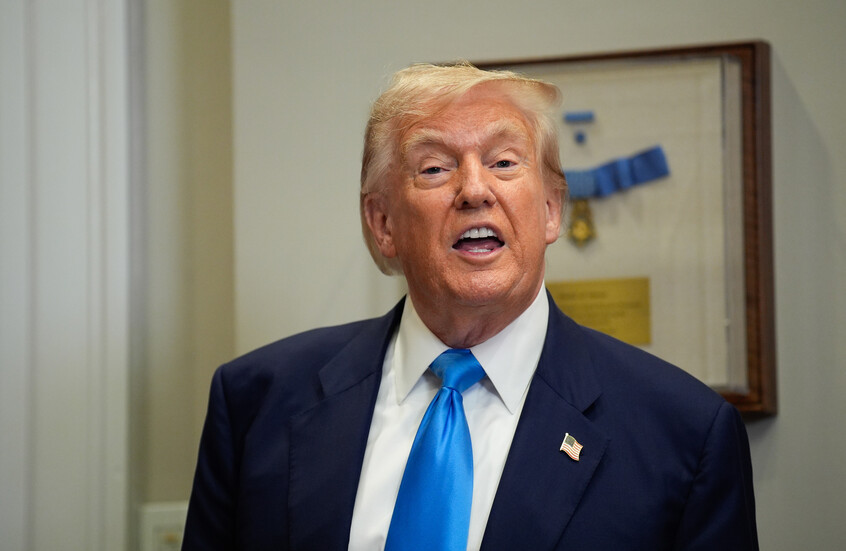 سفير أمريكي: ترامب فرّق دول الاتحاد الأوروبي عبر اتفاق التجارة