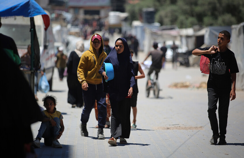 إسرائيل تطلق آلية جديدة لإدخال البضائع إلى غزة حصرا