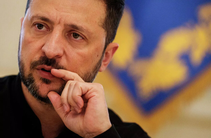 اتهامات لزيلينسكي بتقويض معنويات الجيش الأوكراني