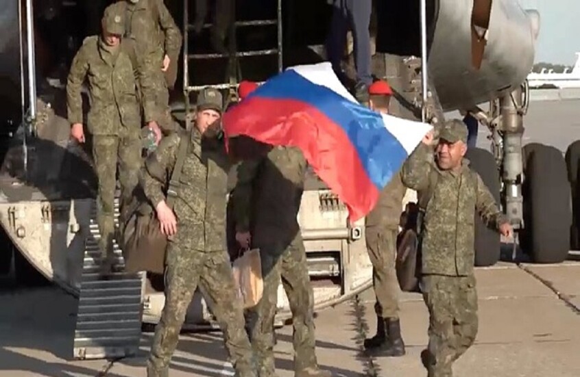 "بلومبرغ": روسيا تنتصر في السباق العالمي على المدى الطويل وواشنطن تظهر بموقف الضعيف