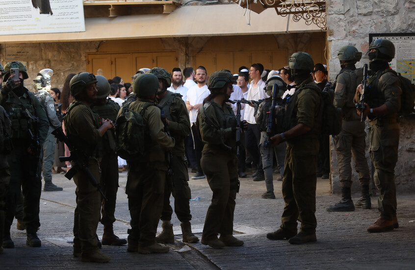 الخارجية الفلسطينية تدين اعتداء المستوطنين على مركبتين دبلوماسيتين روسية وهولندية