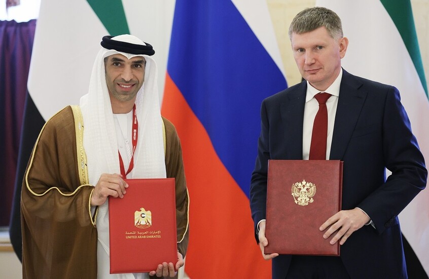 على هامش لقاء القمة.. روسيا والإمارات توقعان على اتفاقيتين في مجالي الاستثمار والنقل