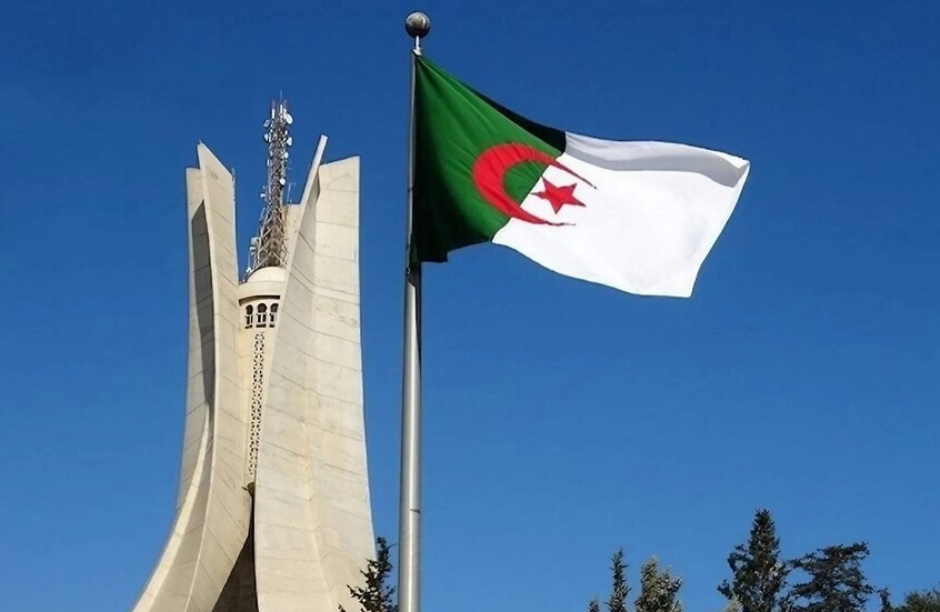 الجزائر ترد على قرار فرنسا بوقف العمل باتفاق الإعفاء من التأشيرة